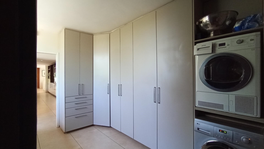 6 Bedroom Property for Sale in Morningside Gauteng