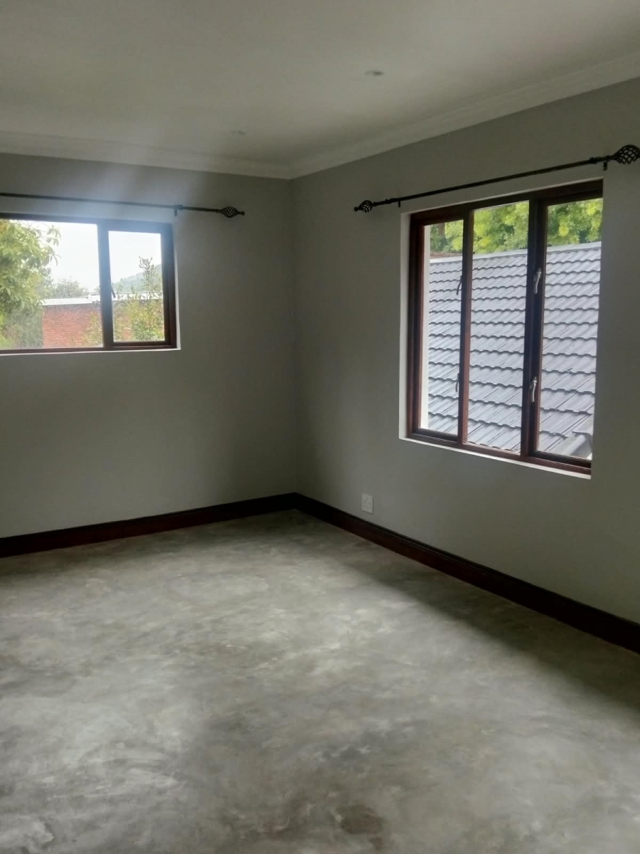 To Let 2 Bedroom Property for Rent in Constantia Kloof Gauteng
