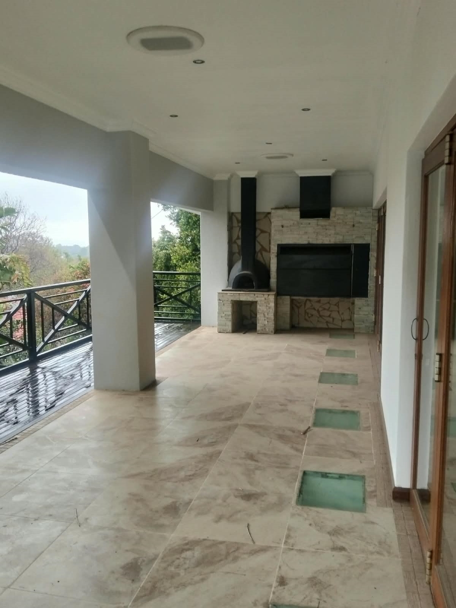 To Let 2 Bedroom Property for Rent in Constantia Kloof Gauteng