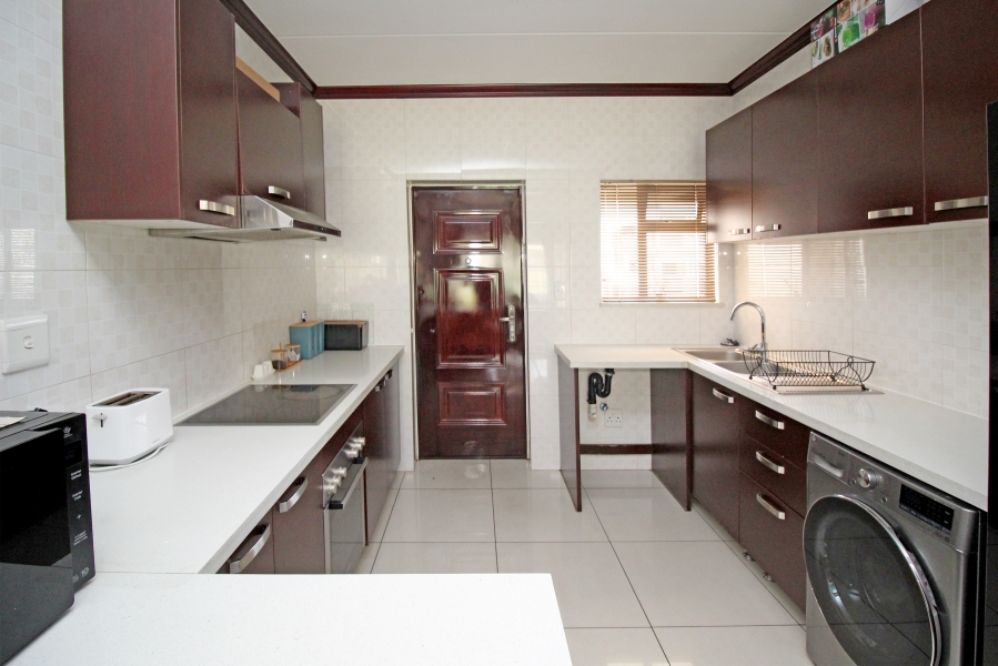 To Let 2 Bedroom Property for Rent in Summerset Gauteng