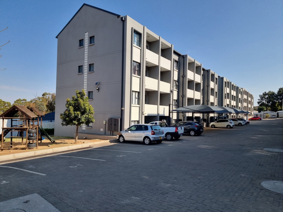 1 Bedroom Property for Sale in Halfway Gardens Gauteng