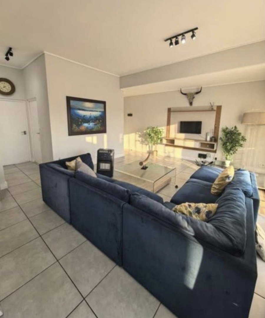 To Let 2 Bedroom Property for Rent in Waterfall Gauteng