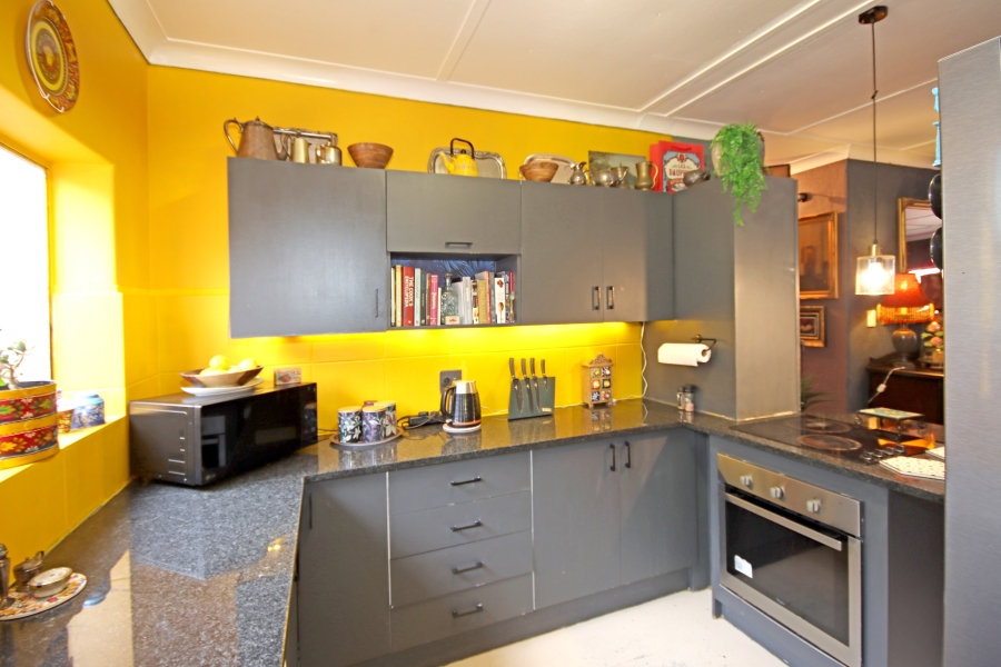 2 Bedroom Property for Sale in Robindale Gauteng