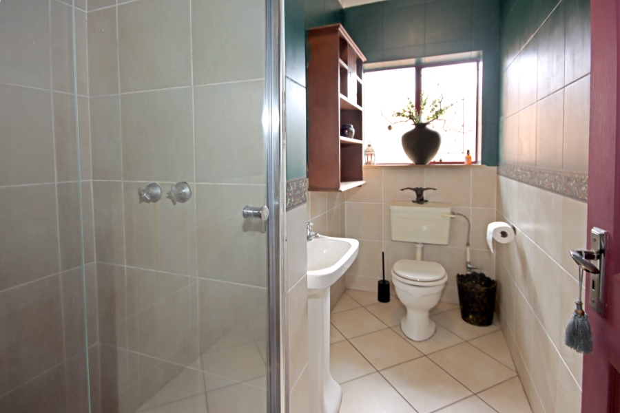 2 Bedroom Property for Sale in Robindale Gauteng