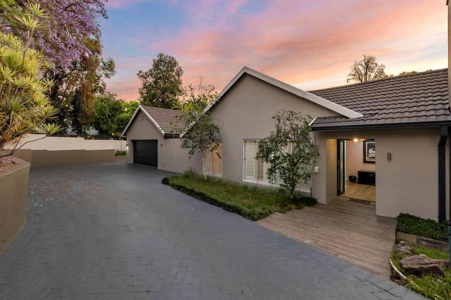 4 Bedroom Property for Sale in Morningside Manor Gauteng