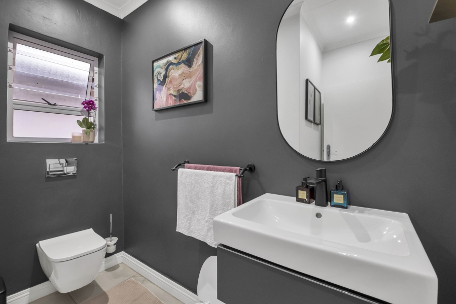 4 Bedroom Property for Sale in Morningside Manor Gauteng