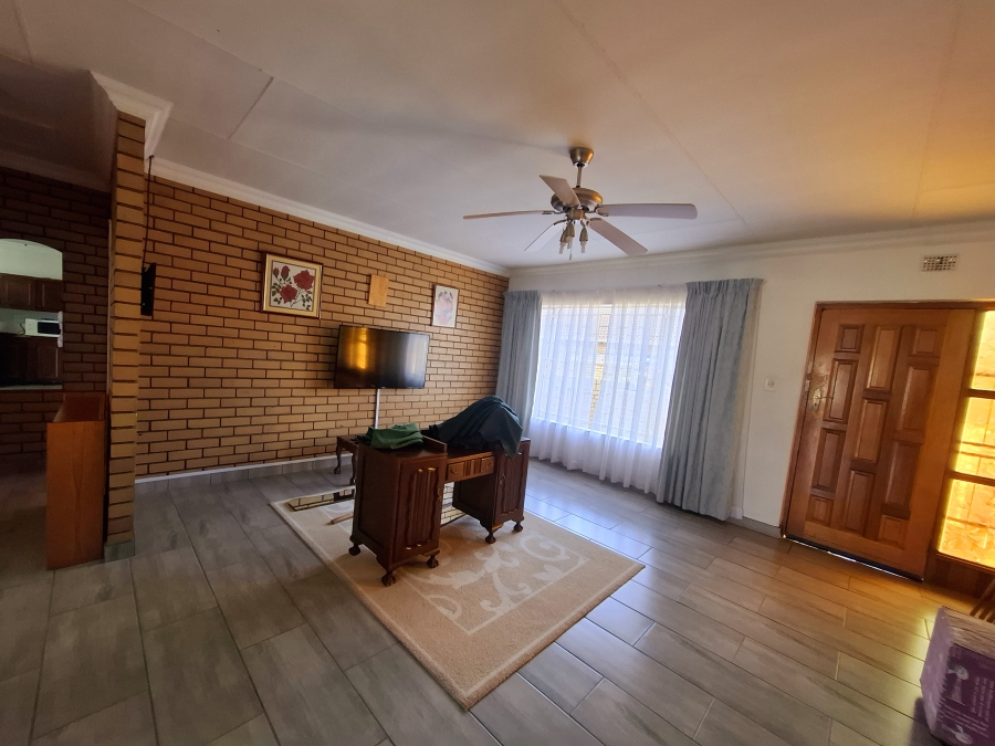 2 Bedroom Property for Sale in Dal Fouche Gauteng