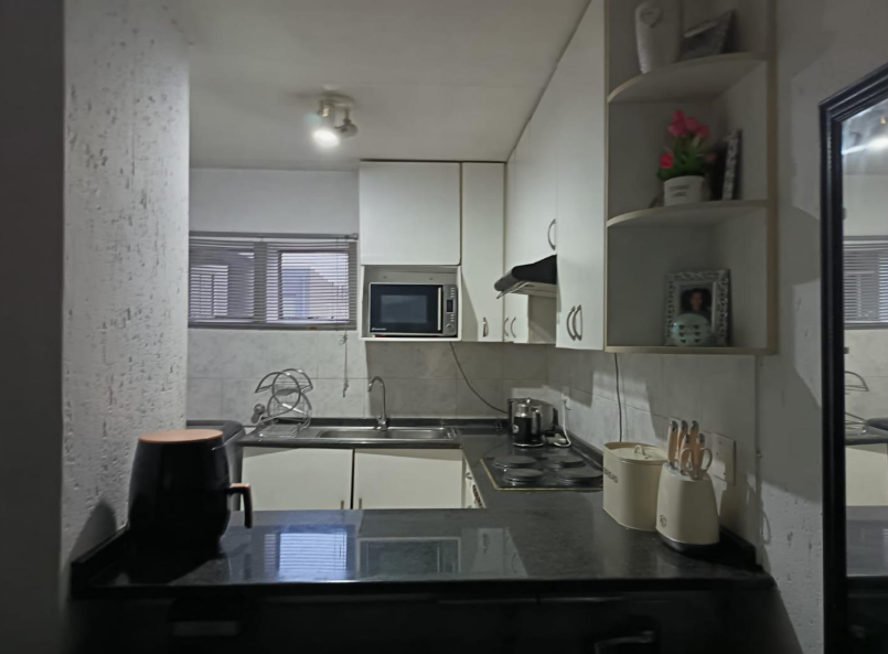 2 Bedroom Property for Sale in Mulbarton Gauteng