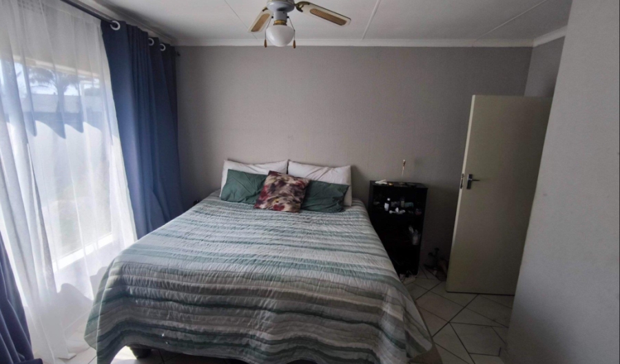 3 Bedroom Property for Sale in Brackenhurst Gauteng