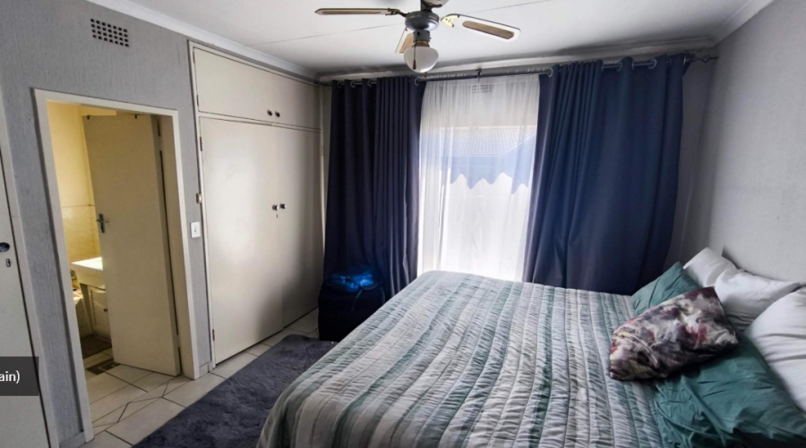 3 Bedroom Property for Sale in Brackenhurst Gauteng