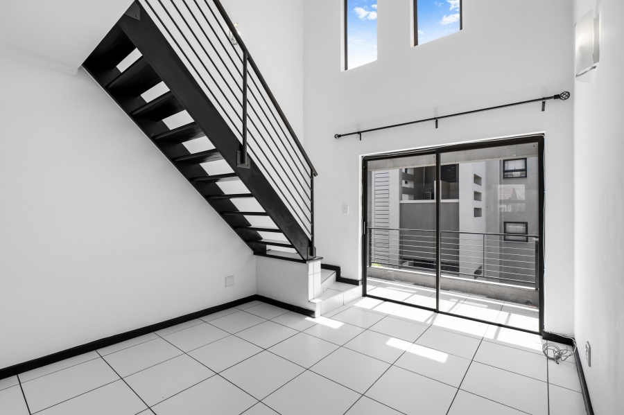 1 Bedroom Property for Sale in Sunninghill Gauteng
