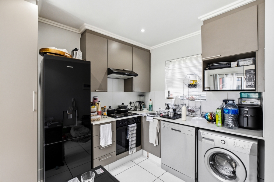1 Bedroom Property for Sale in Sunninghill Gauteng