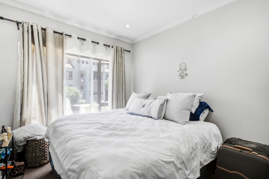 1 Bedroom Property for Sale in Sunninghill Gauteng