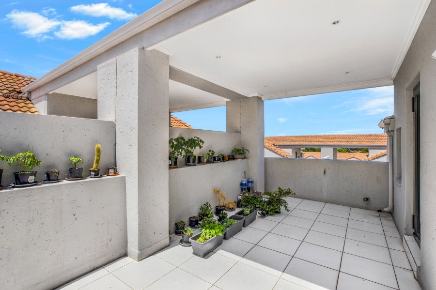 1 Bedroom Property for Sale in Sunninghill Gauteng