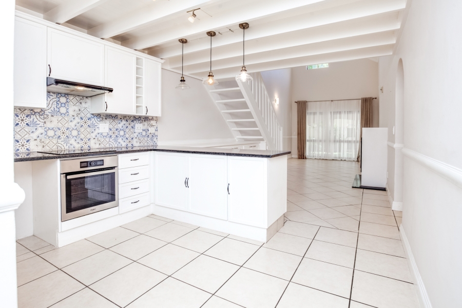To Let 2 Bedroom Property for Rent in Lonehill Gauteng