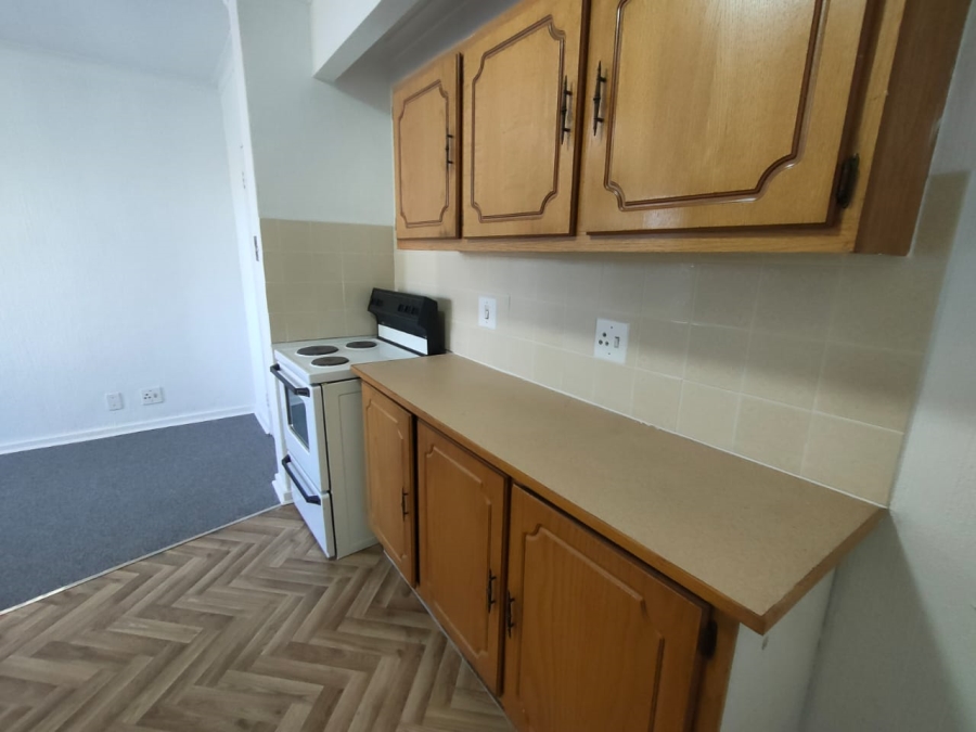 To Let 1 Bedroom Property for Rent in Linden Gauteng