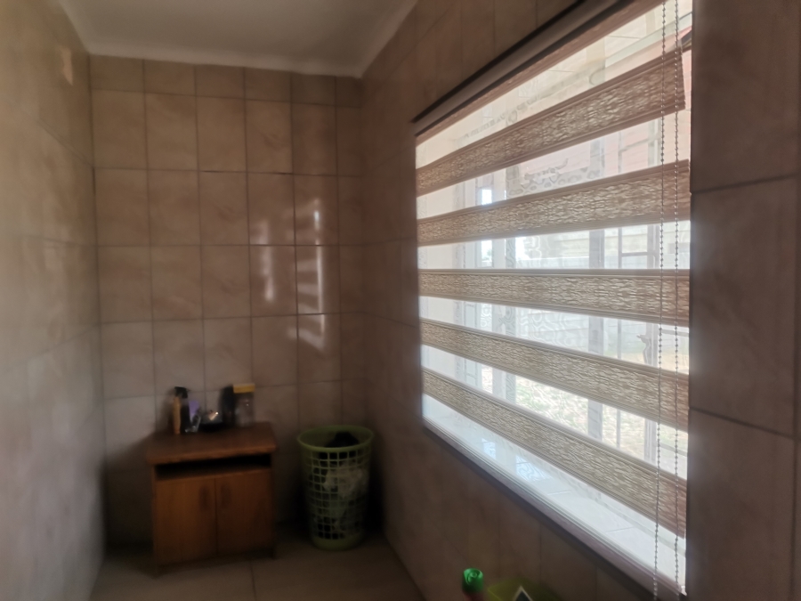 4 Bedroom Property for Sale in Geluksdal Gauteng