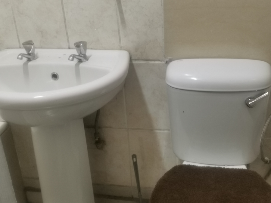 4 Bedroom Property for Sale in Geluksdal Gauteng