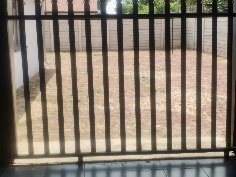 4 Bedroom Property for Sale in Geluksdal Gauteng