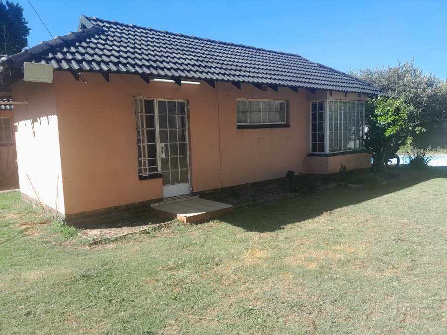 To Let 3 Bedroom Property for Rent in Brackenhurst Gauteng