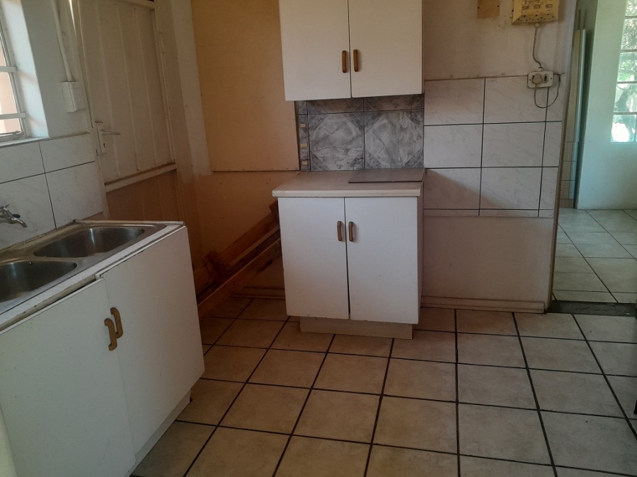 To Let 3 Bedroom Property for Rent in Brackenhurst Gauteng