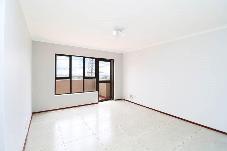 2 Bedroom Property for Sale in Sunnyrock Gauteng