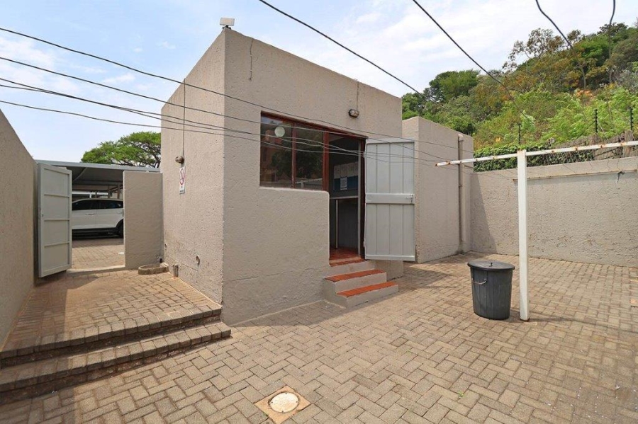 2 Bedroom Property for Sale in Sunnyrock Gauteng