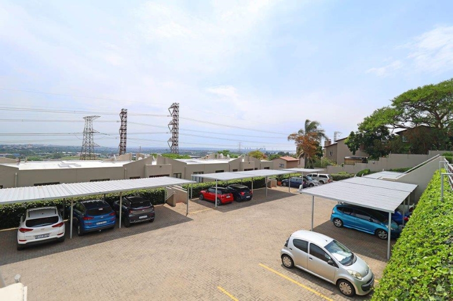 2 Bedroom Property for Sale in Sunnyrock Gauteng