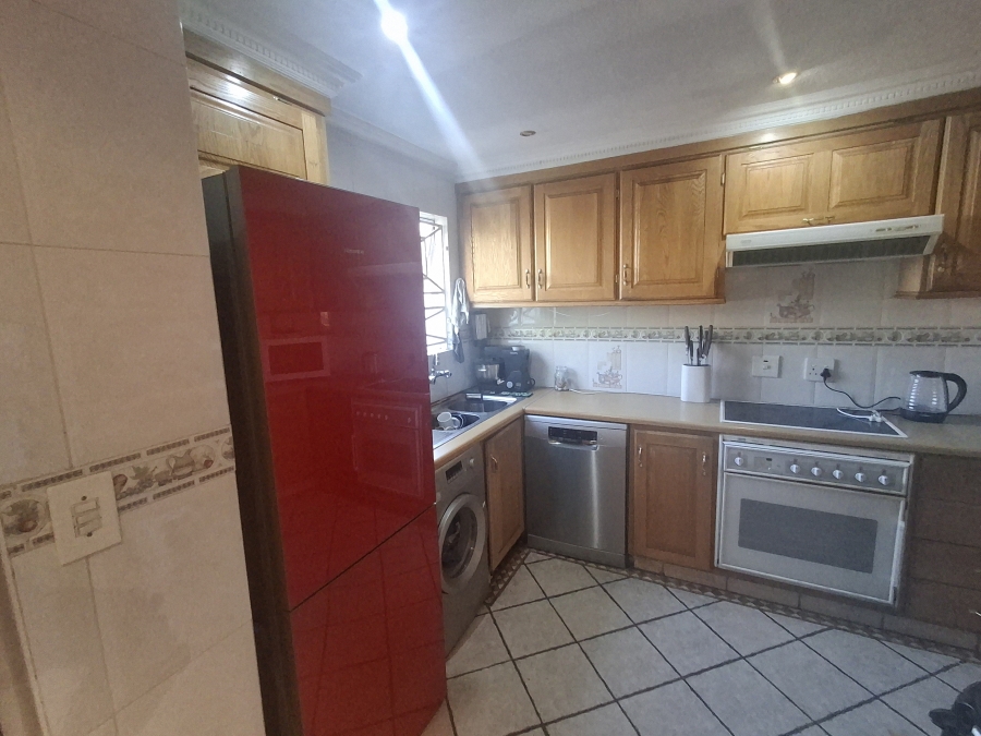 To Let 3 Bedroom Property for Rent in Dowerglen Ext 4 Gauteng