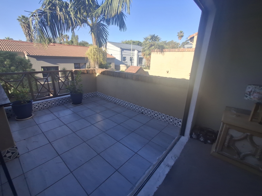 To Let 3 Bedroom Property for Rent in Dowerglen Ext 4 Gauteng