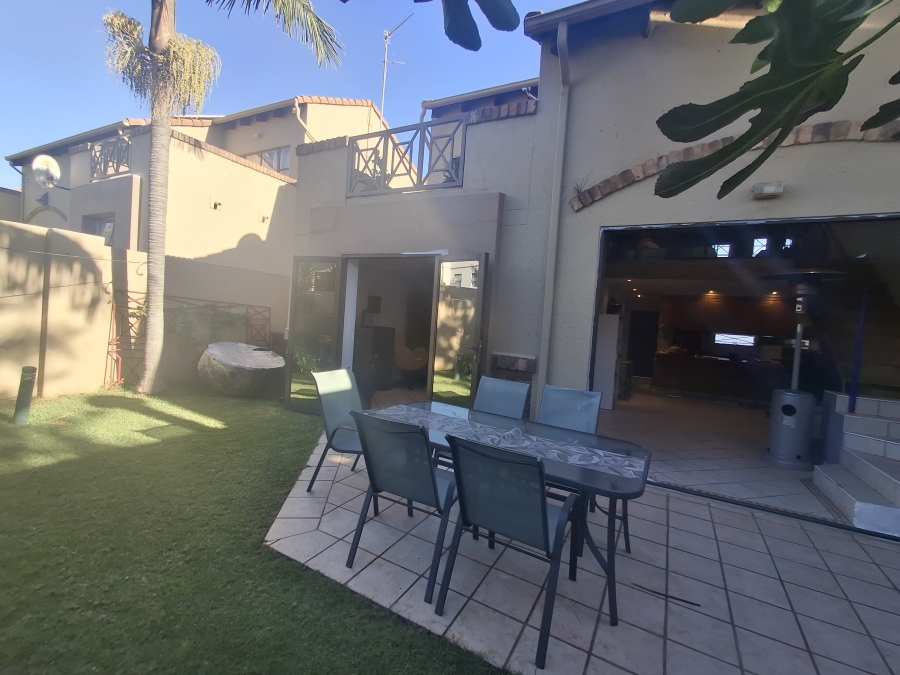 To Let 3 Bedroom Property for Rent in Dowerglen Ext 4 Gauteng