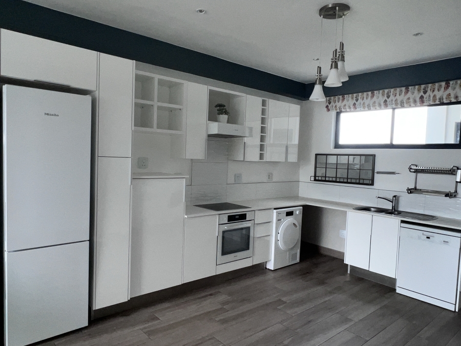 2 Bedroom Property for Sale in Ashlea Gardens Gauteng