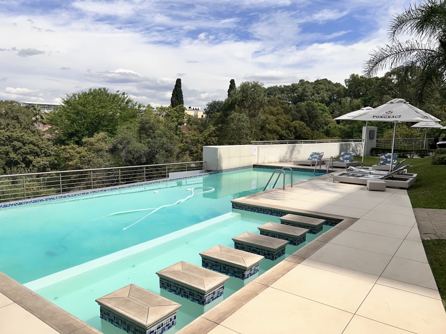 2 Bedroom Property for Sale in Ashlea Gardens Gauteng