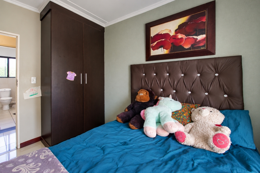 3 Bedroom Property for Sale in Noordwyk Gauteng