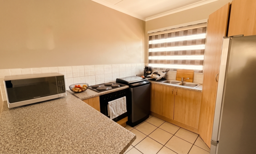 2 Bedroom Property for Sale in Noordwyk Gauteng