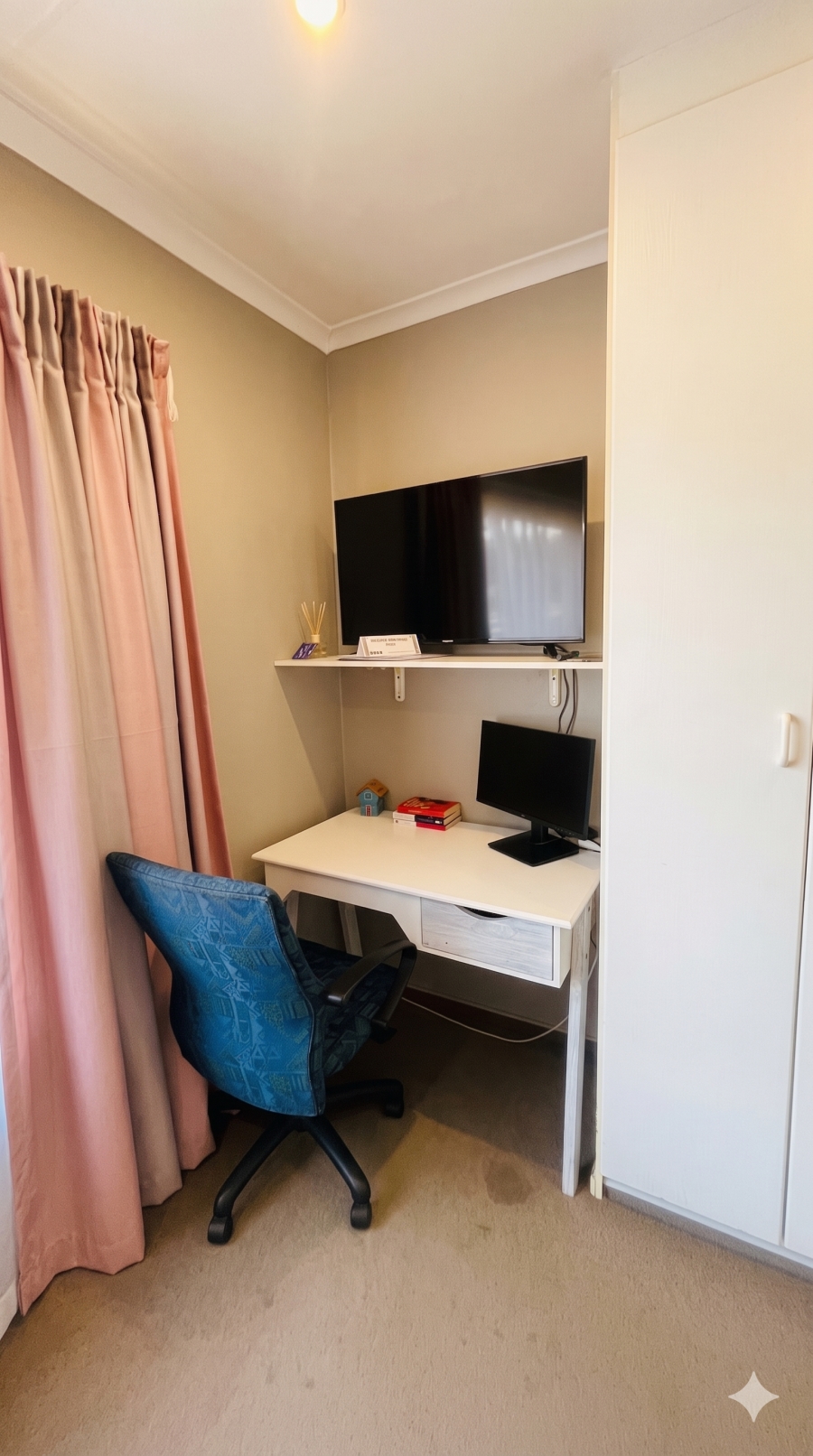 2 Bedroom Property for Sale in Noordwyk Gauteng