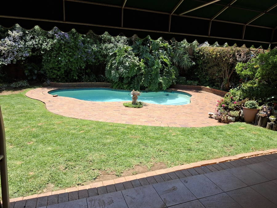 3 Bedroom Property for Sale in Highway Gardens Gauteng