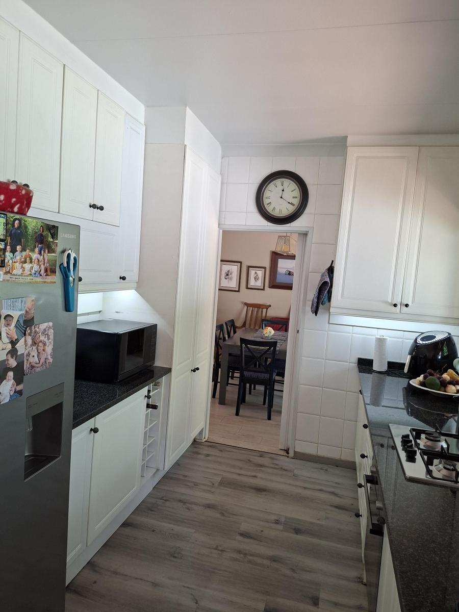 3 Bedroom Property for Sale in Highway Gardens Gauteng