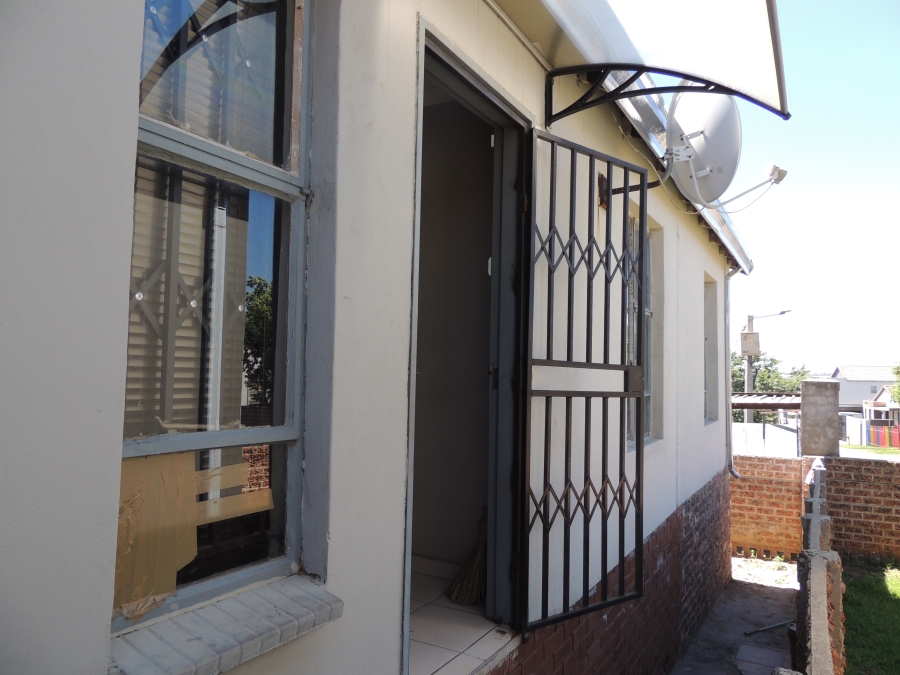 2 Bedroom Property for Sale in South Hills Gauteng