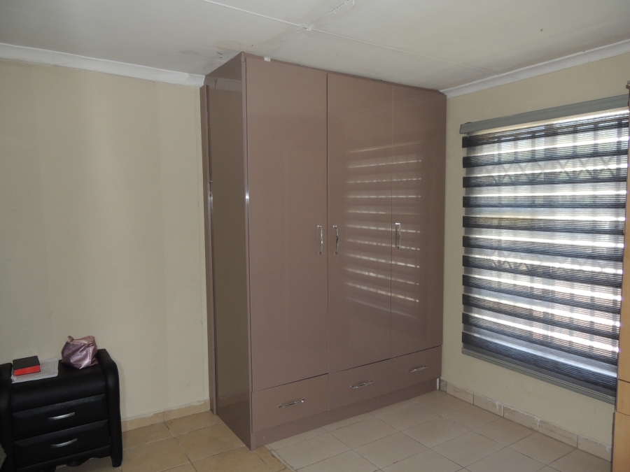 2 Bedroom Property for Sale in South Hills Gauteng