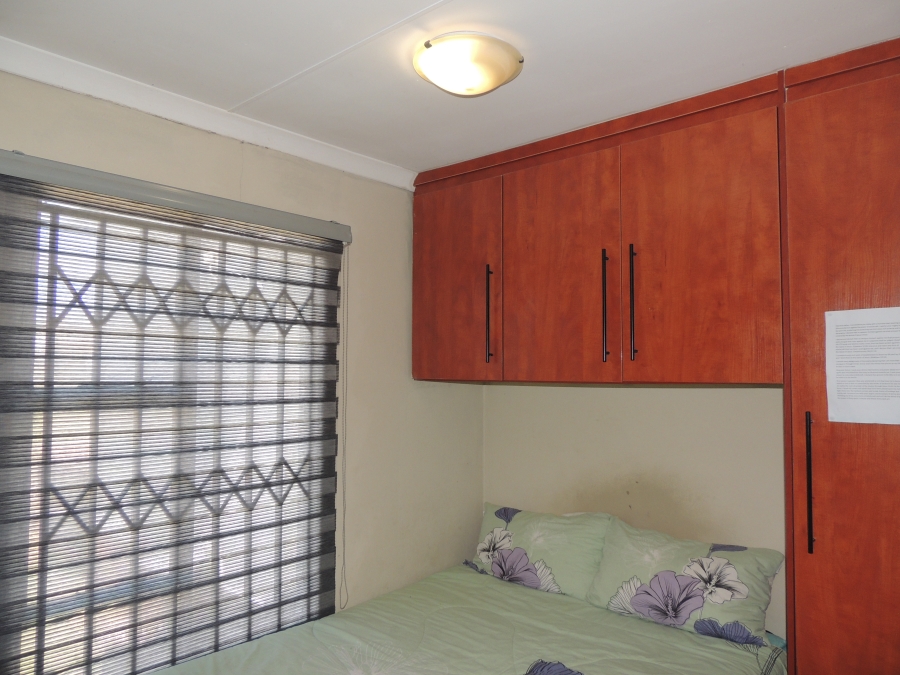 2 Bedroom Property for Sale in South Hills Gauteng