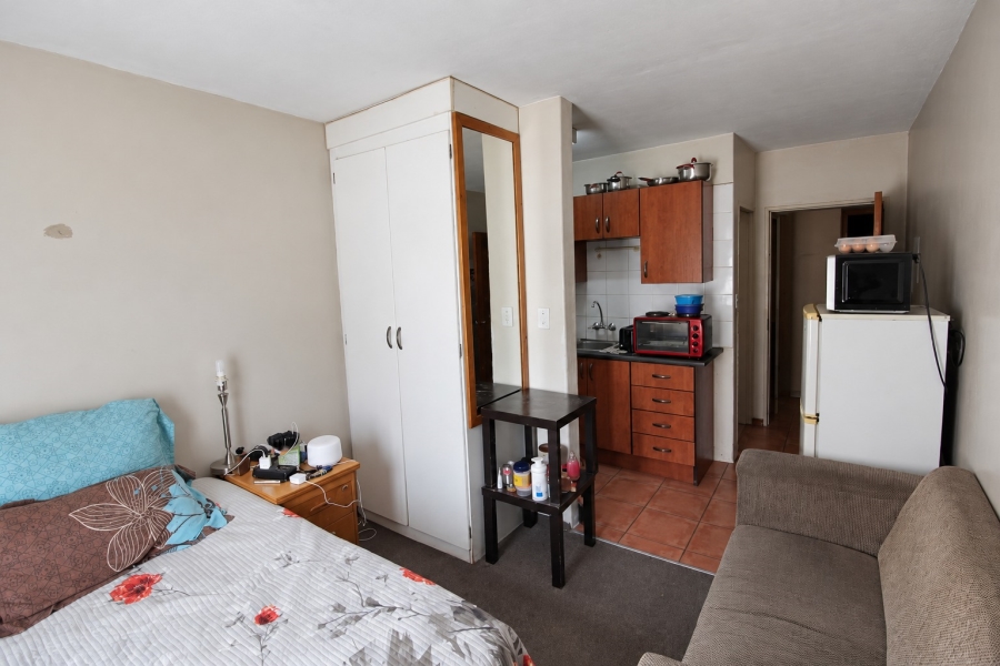 1 Bedroom Property for Sale in Riviera Gauteng