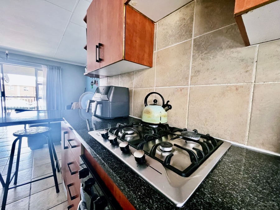 2 Bedroom Property for Sale in Bardene Gauteng