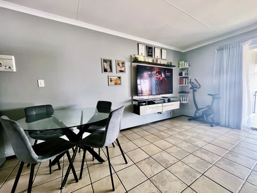 2 Bedroom Property for Sale in Bardene Gauteng
