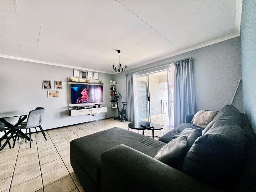 2 Bedroom Property for Sale in Bardene Gauteng