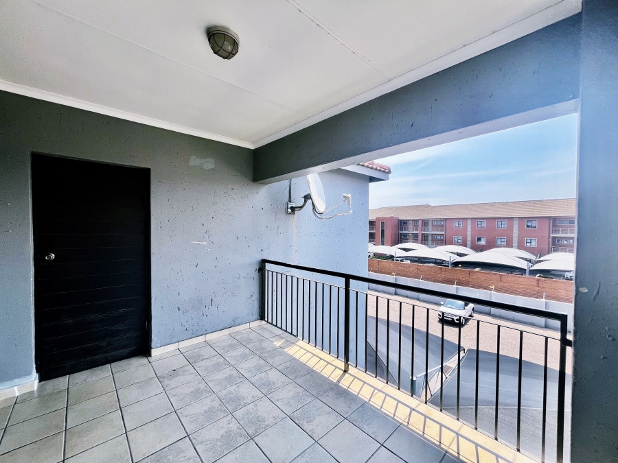 2 Bedroom Property for Sale in Bardene Gauteng