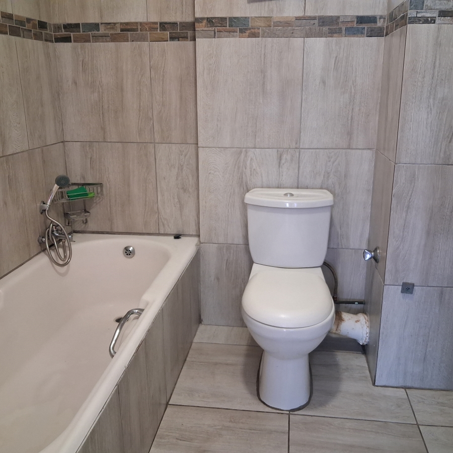 3 Bedroom Property for Sale in Sunnyside Gauteng