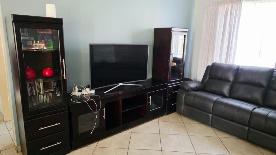 2 Bedroom Property for Sale in Riversdale Gauteng