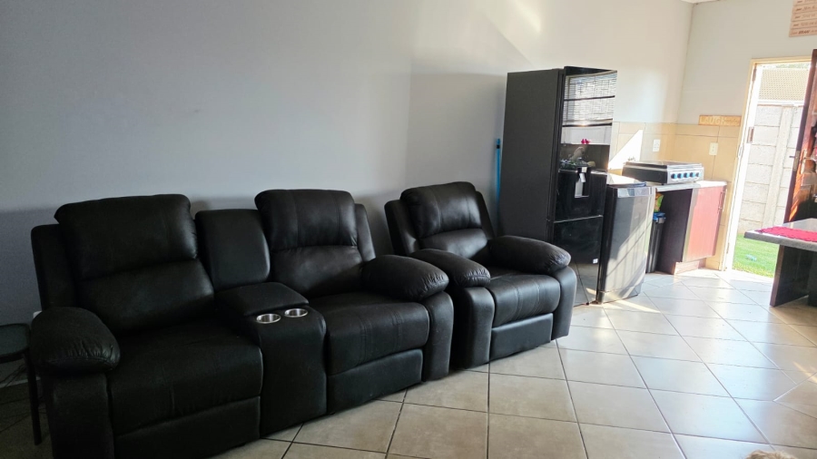 2 Bedroom Property for Sale in Riversdale Gauteng