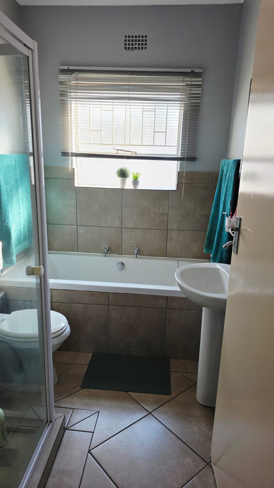 2 Bedroom Property for Sale in Riversdale Gauteng